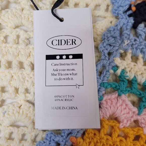 NEW Cider festival crochet knit cropped button up sweater vest S/M - Picture 4 of 7